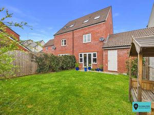 Rear Aspect - click for photo gallery